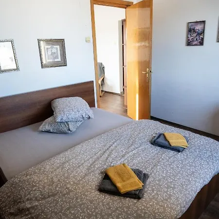 Old City-downtown 3 By Chr Luxury Property *