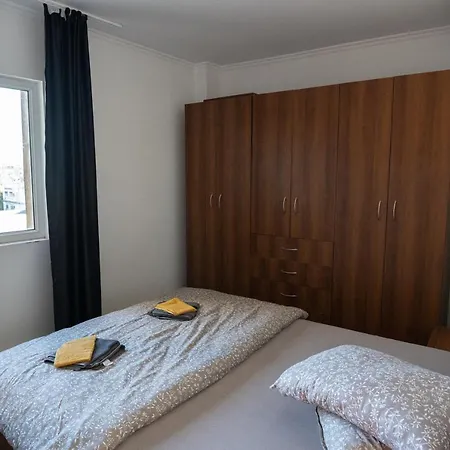 Old City-downtown 3 By Chr Luxury Property Appartement Boekarest