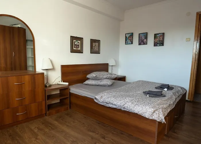 Old City-downtown 3 By Chr Luxury Property Апартаменти