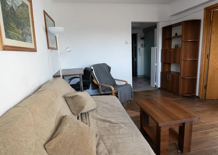 Апартаменти Old City-downtown 3 By Chr Luxury Property